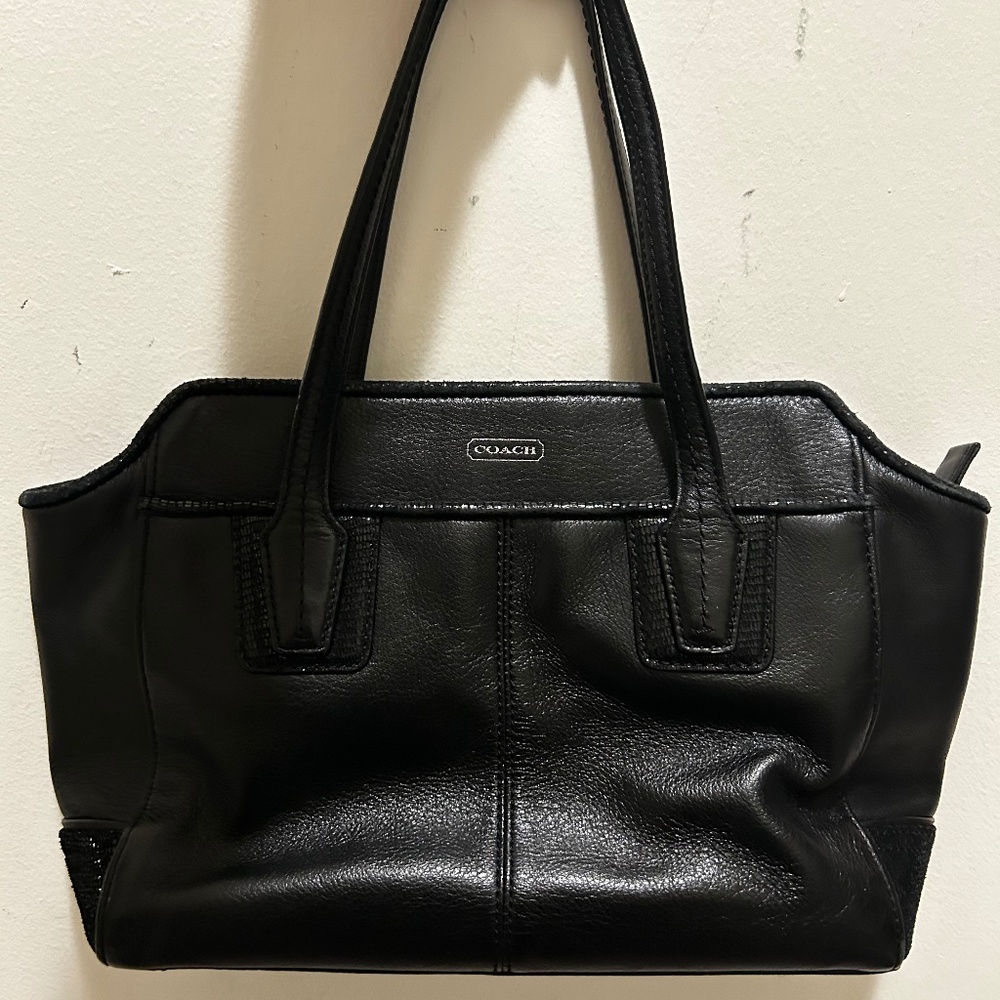Coach | Small Black Tote With Handles And Removable Crossbody Strap